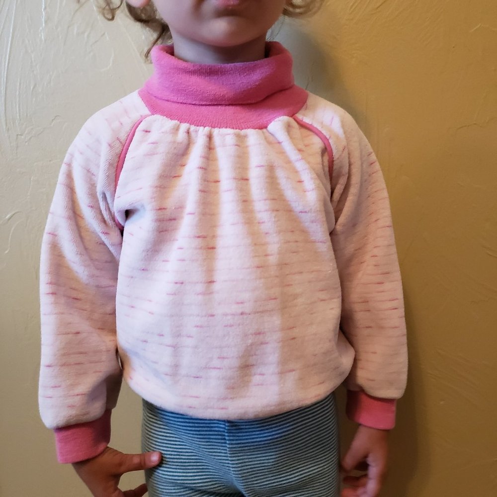 Vintage Girls Pink and White Turtleneck Sweatshirt